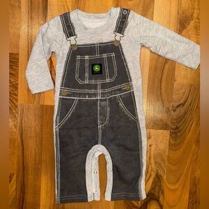 John Deere baby outfit overall style size 3-6 months boy‎